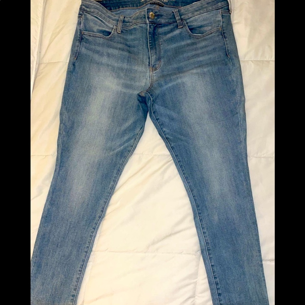 SZ 20 American Eagle Jeans